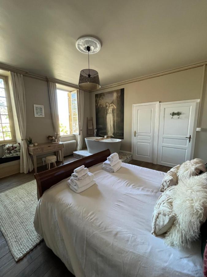 Bed and Breakfast Maison De Mags & Mags Lanouaille Экстерьер фото