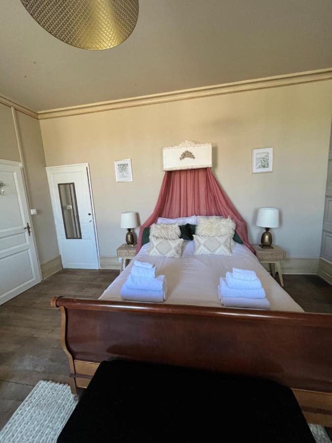 Bed and Breakfast Maison De Mags & Mags Lanouaille Экстерьер фото