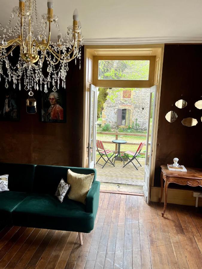 Bed and Breakfast Maison De Mags & Mags Lanouaille Экстерьер фото
